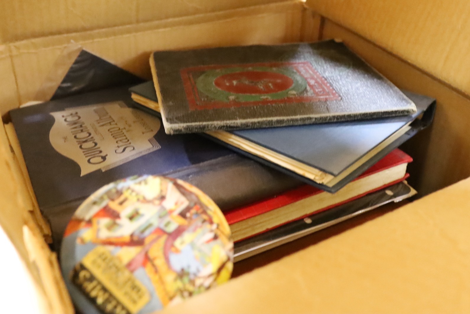 A quantity of stamps in albums, to include New Zealand etc.